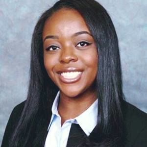 Meet your Posher, Chanel